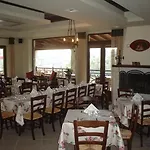 招待所 巴克斯酒店 4*