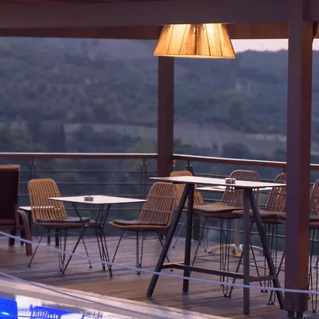 Bacchus 4* Olympie