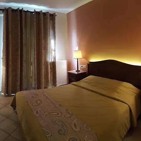 ゲストハウス Bacchus オリンピア