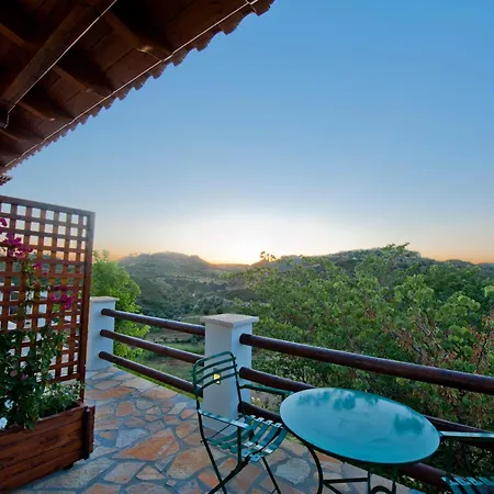 ゲストハウス Bacchus 4*